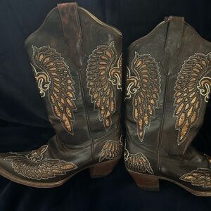 CORRAL boots, brown with sequin inlay. Size 9M. Barely worn!